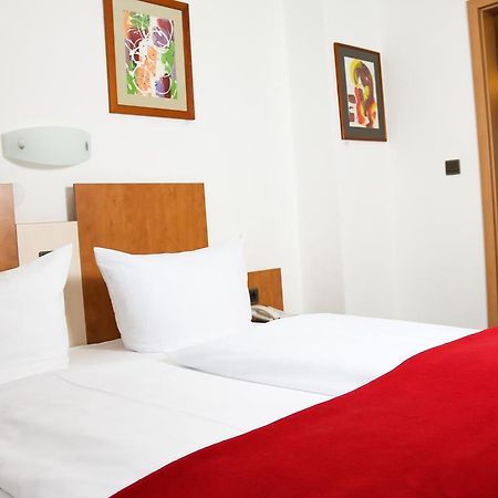 City Hotel Journal วอล์ฟสบวร์ก ภายนอก รูปภาพ
